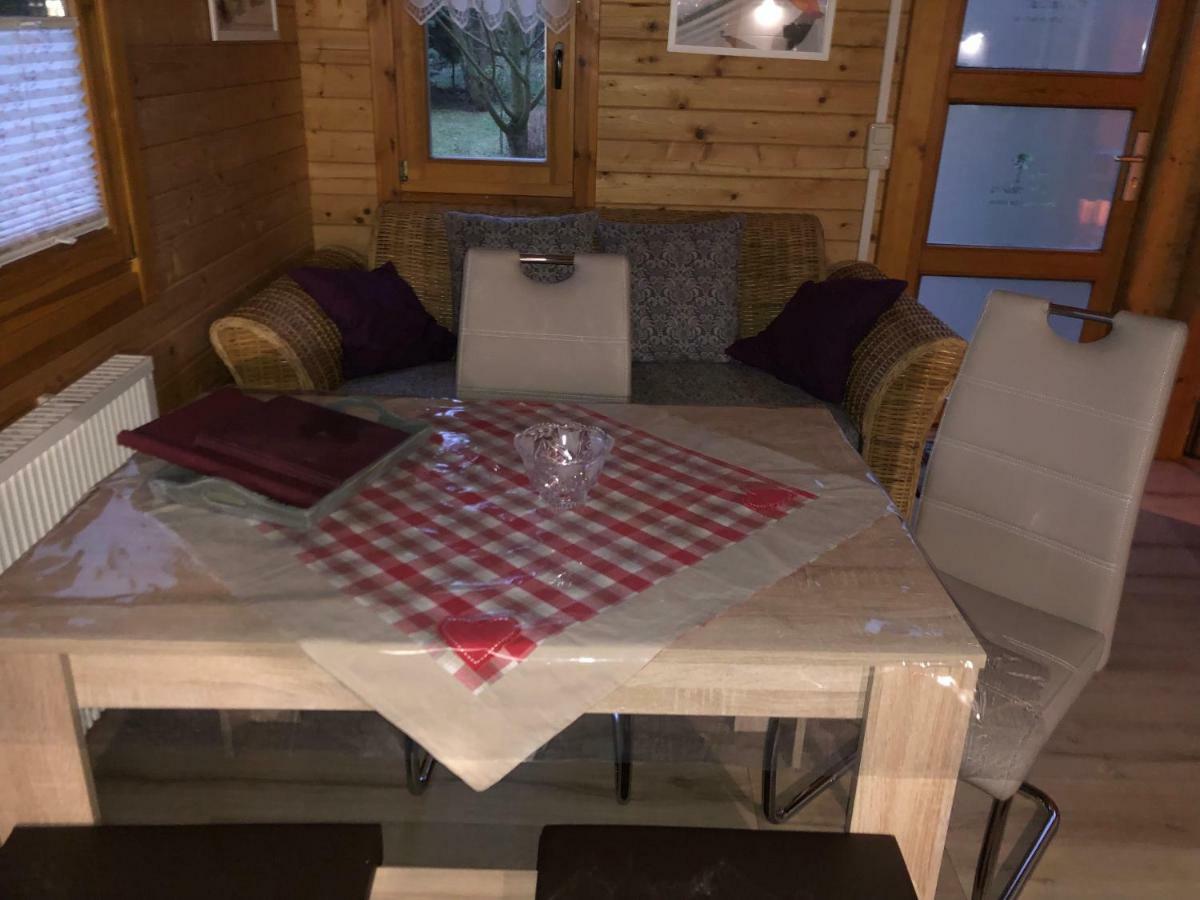 Ferienhaus Natura نيوروبين المظهر الخارجي الصورة